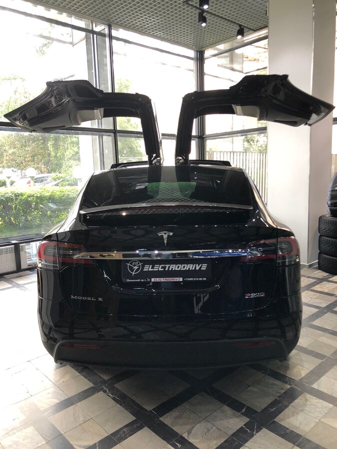 Tesla Model X